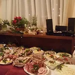 Stozek, 50 M Od Term I Wyciagow Narciarskich