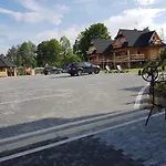 Stozek, 50 M Od Term I Wyciagow Narciarskich 3*