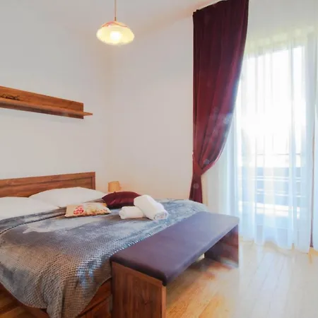 Stozek, 50 M Od Term I Wyciagow Narciarskich Bed & Breakfast 3*