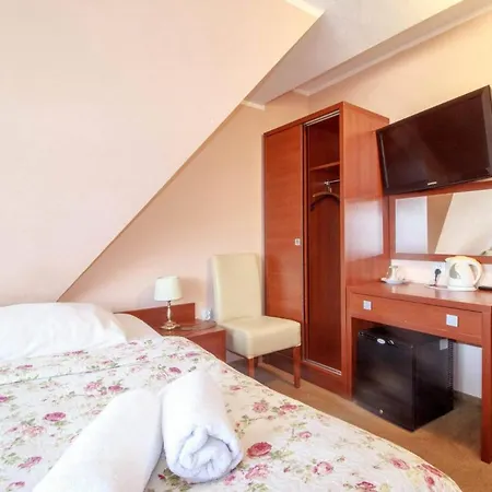 Stozek, 50 M Od Term I Wyciagow Narciarskich Bed & Breakfast Białka