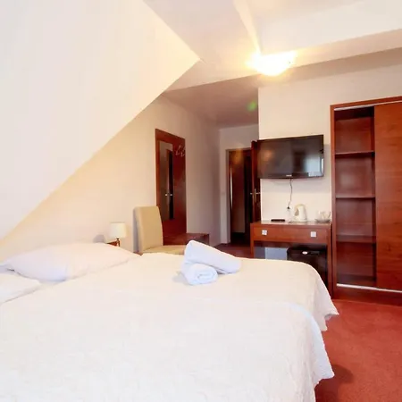 Bed & Breakfast Stozek, 50 M Od Term I Wyciagow Narciarskich 3*