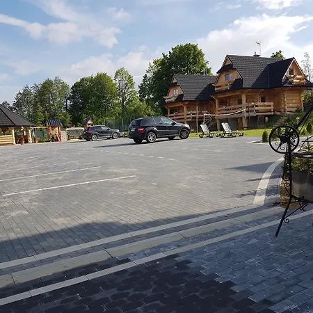 Stozek, 50 M Od Term I Wyciagow Narciarskich 3*